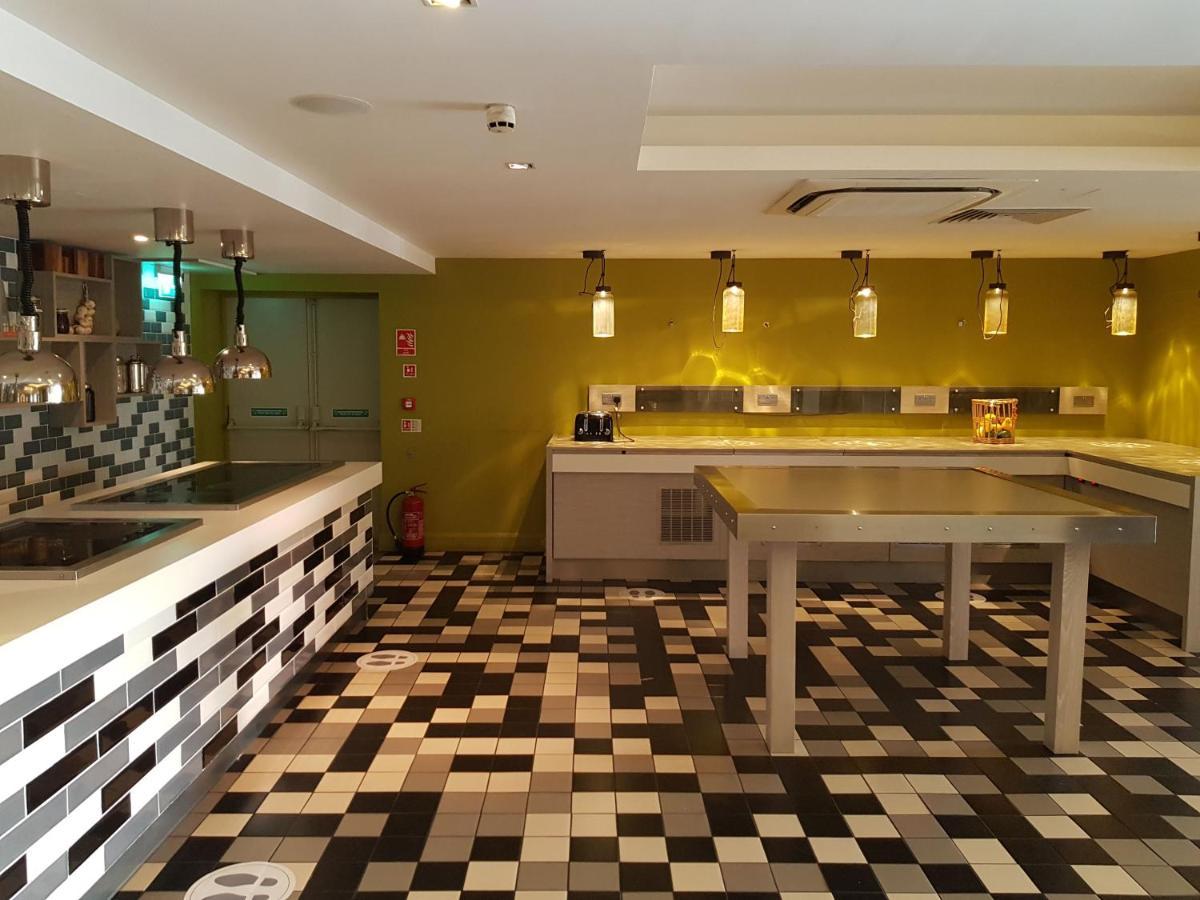 Holiday Inn Luton South - M1, Junction 9, An Ihg Hotel Exterior photo